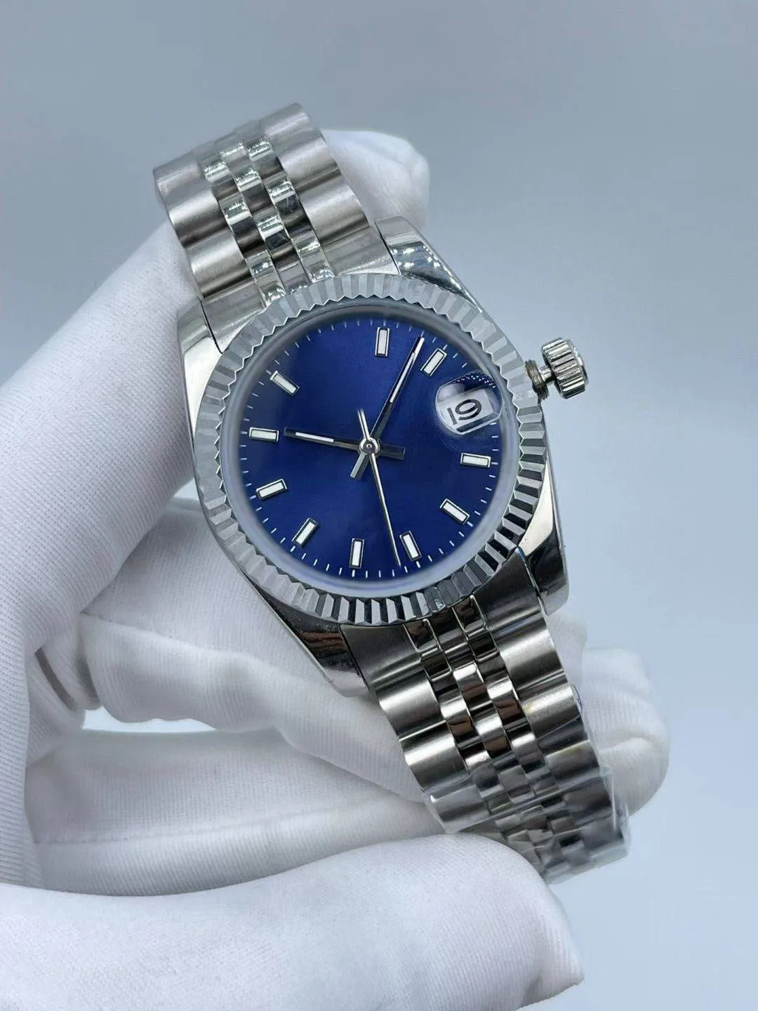 Wrist Watch for Women - Blue dial, 31mm, 316 Steel Strap - Timepiece for every occasion.