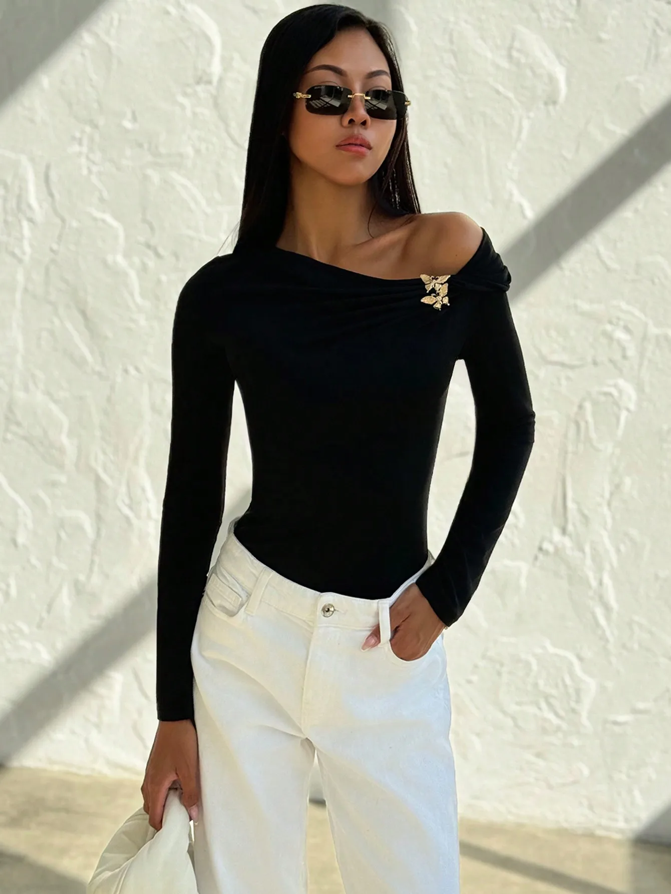 Autumn and Winter Vintage Oblique Shoulder Bow Buckle Bottom Shirt With Foreign Air Age Reduction New Long-sleeved Top 3