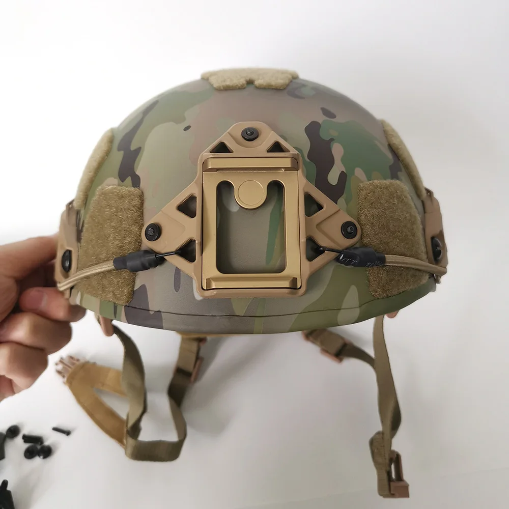 LPRED製バリスティックヘルメット