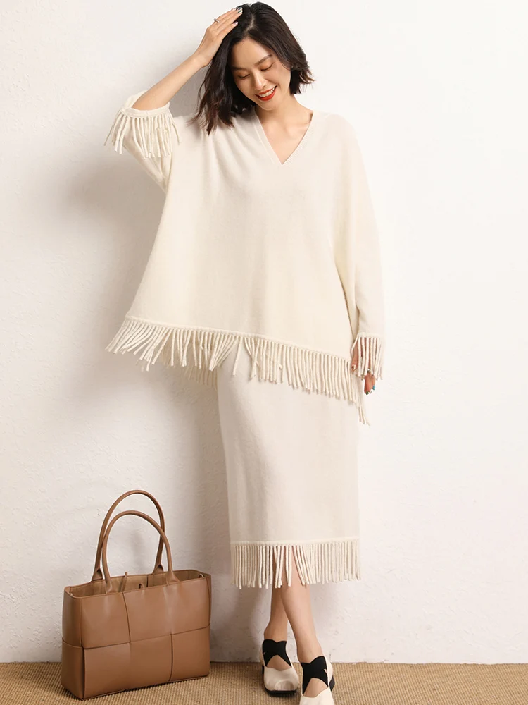 Women's cashmere long skirt detail 14