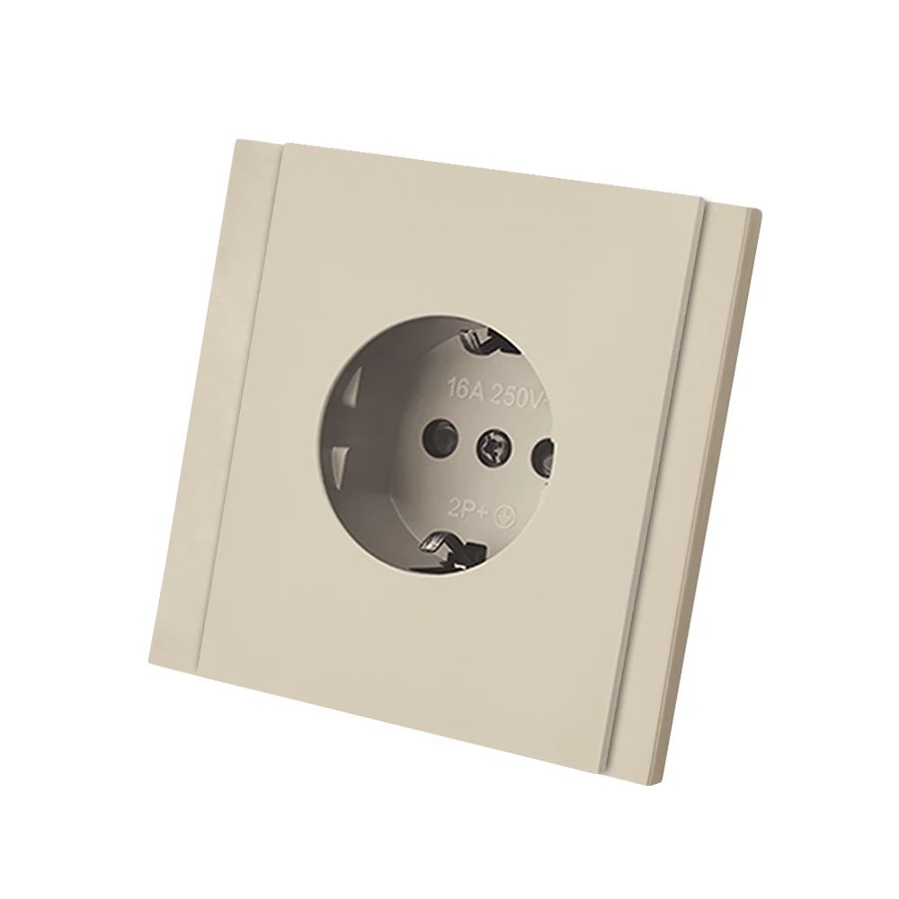 1 Socket With Ground