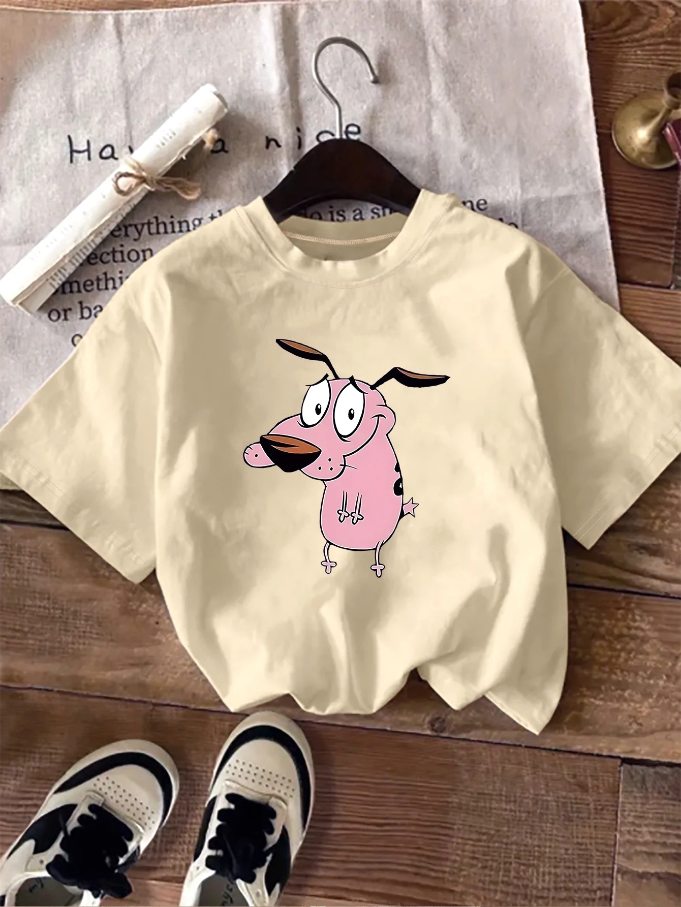 المرأة تي شيرت الشجاعة الجبناء الكلب الإبداعية المطبوعة الصيف المرأة جولة الرقبة قصيرة الأكمام رداء علوي غير رسمي التي شيرت الملابس