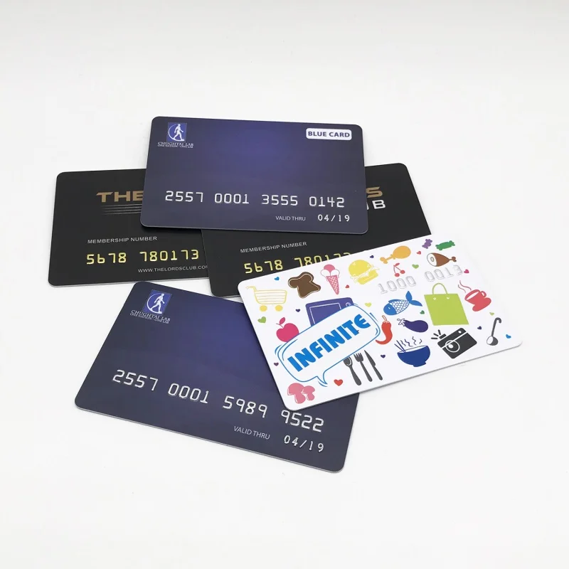 PVC 멤버십 카드, 골드 및 실버 엠보싱 카드 번호, 200 개