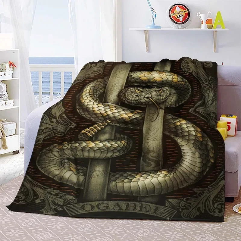 

Reino Cobra Theme Flannel Throw Blanket Animal Soft Cozy Fashion Bedroom Living Room Couch Sofa Decor Travel Camping Adults Gift