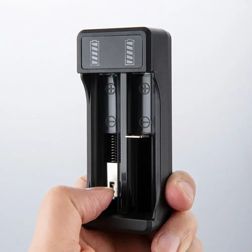Dual-Slot Lithium Battery Charger for Rechargeable 18650 Batteries