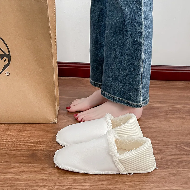 Pantofole in cotone impermeabili da donna Autunno Inverno Indoor Home New 2025 Coppia calda Scarpe in cotone foderate in pile Slip on da uomo