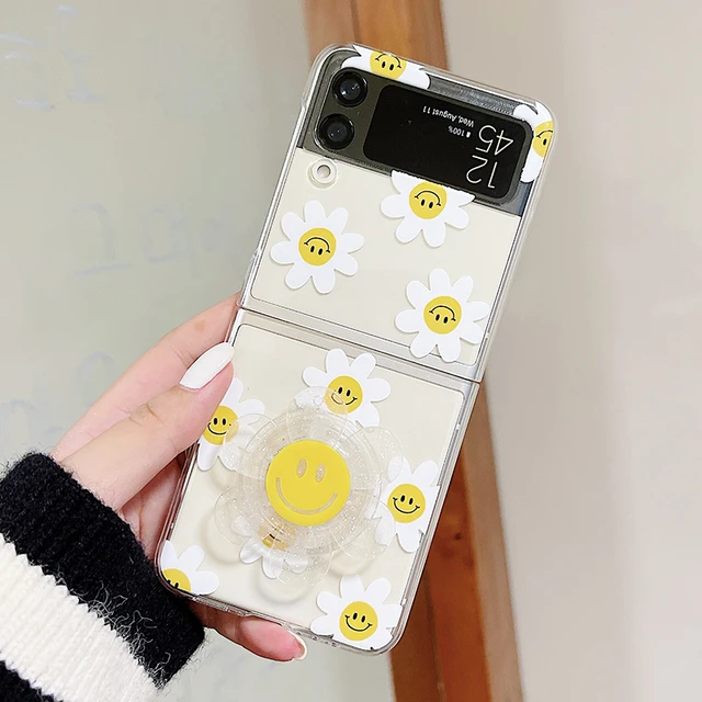 Decorating My Galaxy Z Flip 4 Cases + Accessories 💕 Cute Flip