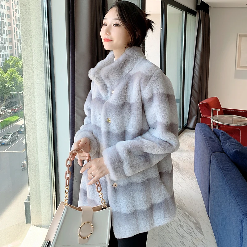 Faux Fur Coat with Stand Collar for Women Warm Fur Jacket Vintage Fluffy Overcoat Female Gradient Clothes Winter Coat 2023