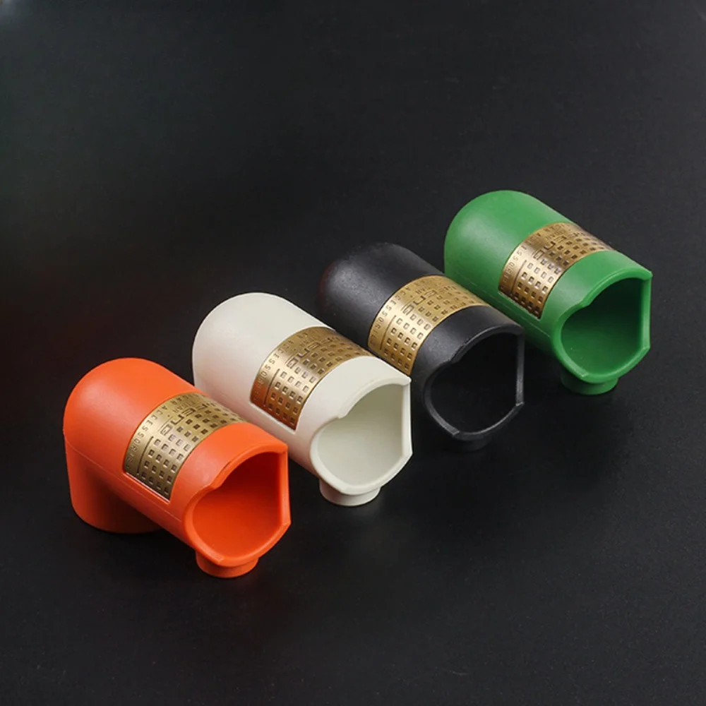 1pc Magnetic Cigar Clip Golf Cart Cigar Holder Portable Plastic Cigar Holder Clip Travel Smoke Groove Random Color Smoking Tool 4