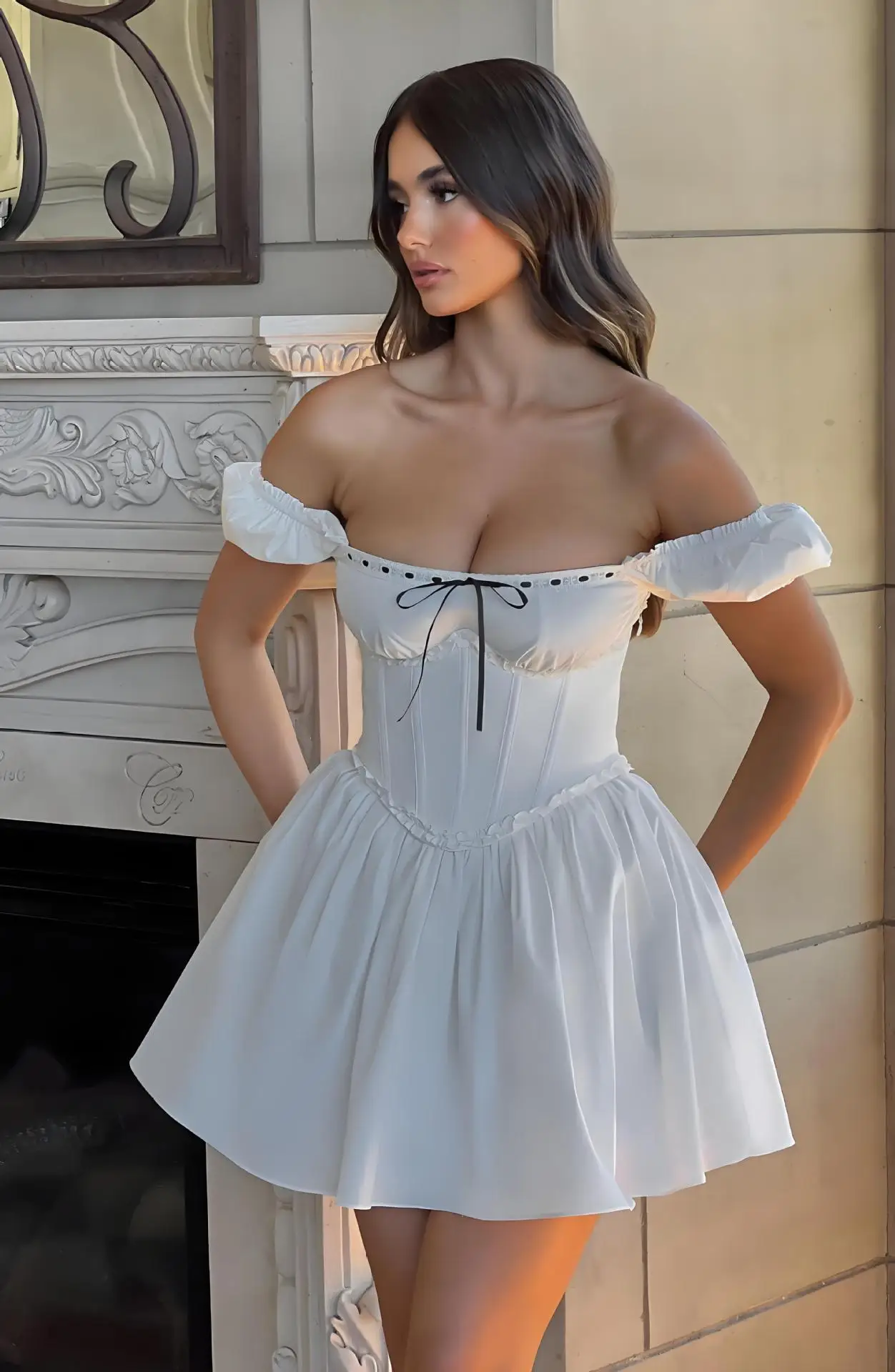 Elegant Sleeveless Tight Pleated Dress For Women Autumn New Sexy Backless Short Skirt Party Club Slim Evening Dress