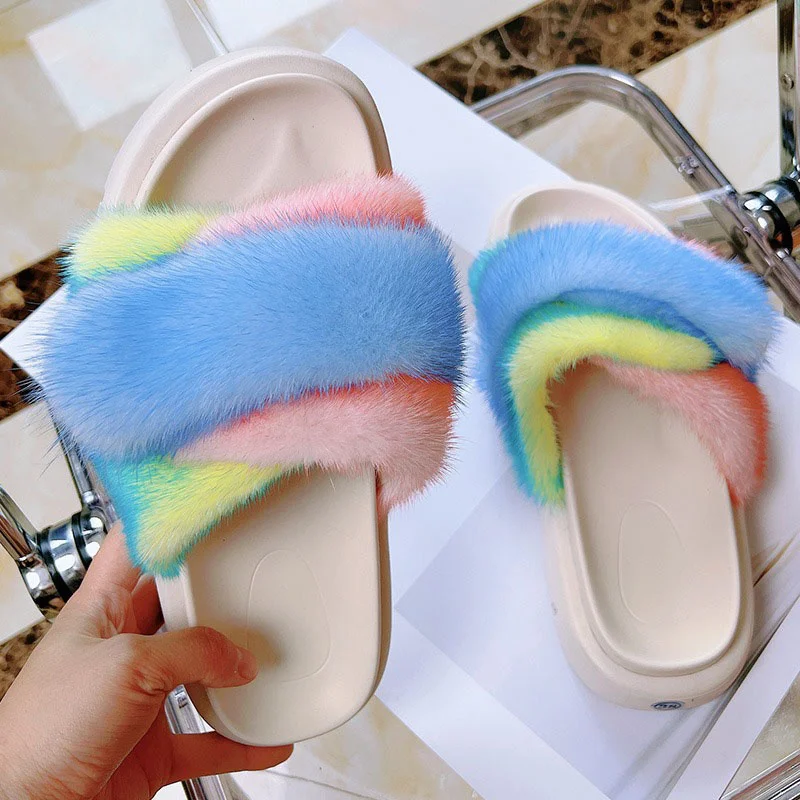 

European Station Women's New Fur Slippers Senior Design Sense Luxury Mink Hair Home Casual Flat Fashion Summer Fur Sandals