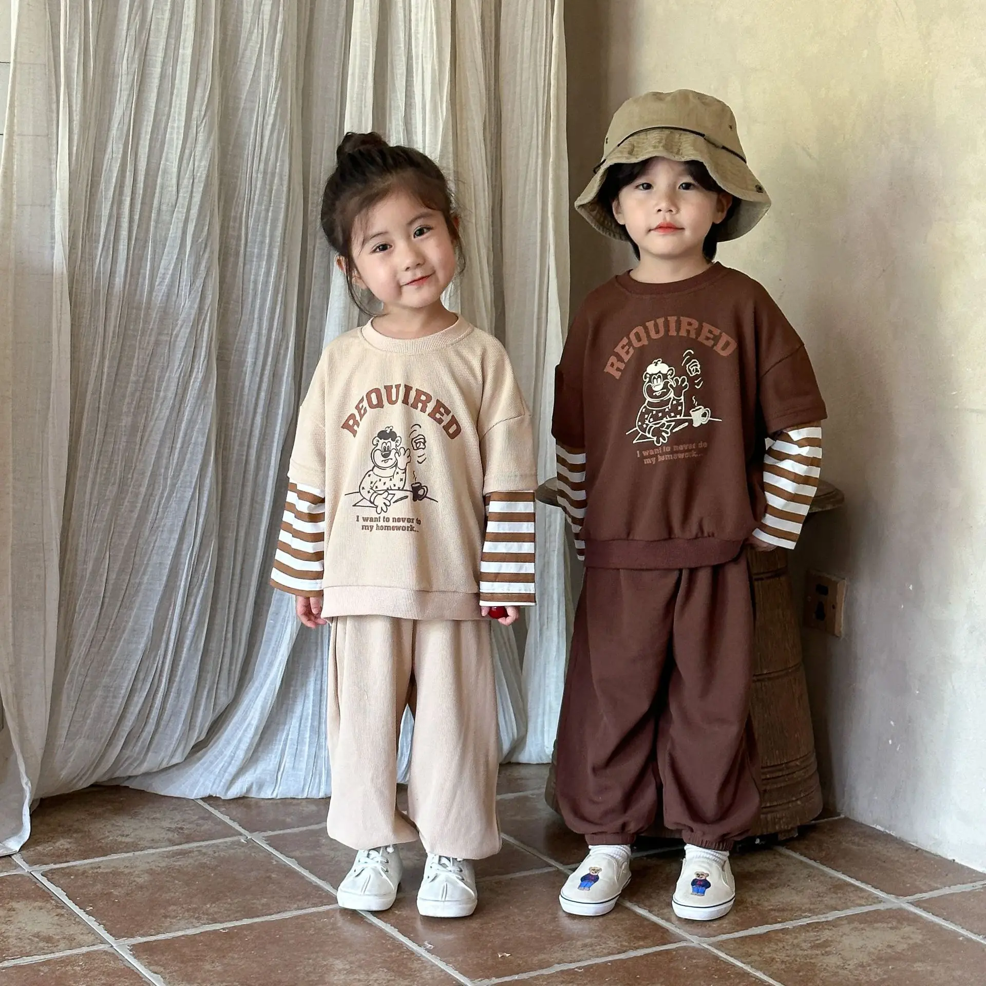 

Комплекты детской одежды, осень 2024, толстовка для маленьких девочек, костюм с толстовкой для мальчиков, комплект из 2 предметов, детские топы с буквенным принтом + штаны, повседневная одежда