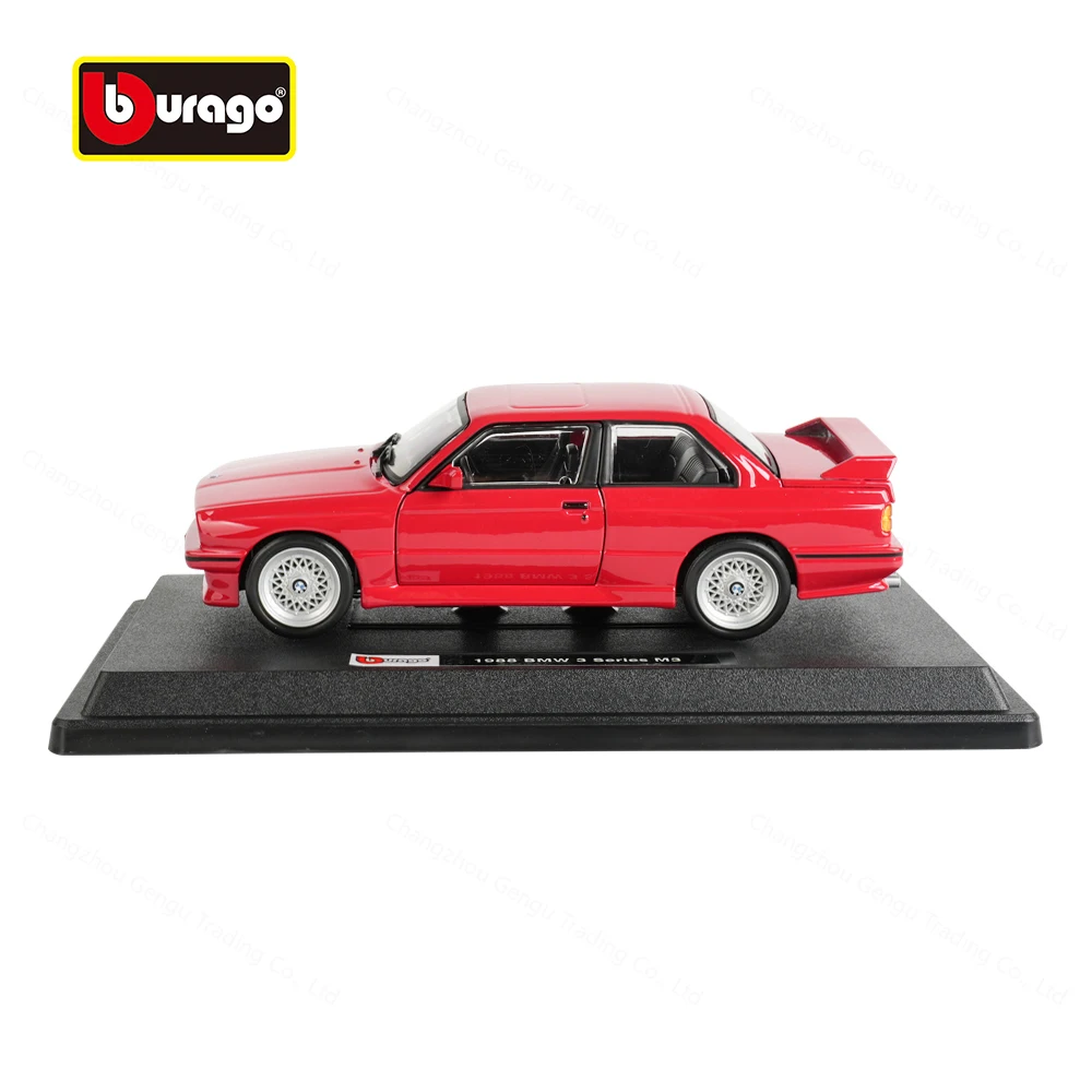 Bburago 1:24 BMW M3 (E30) Die-Cast Sports Car Collectible
