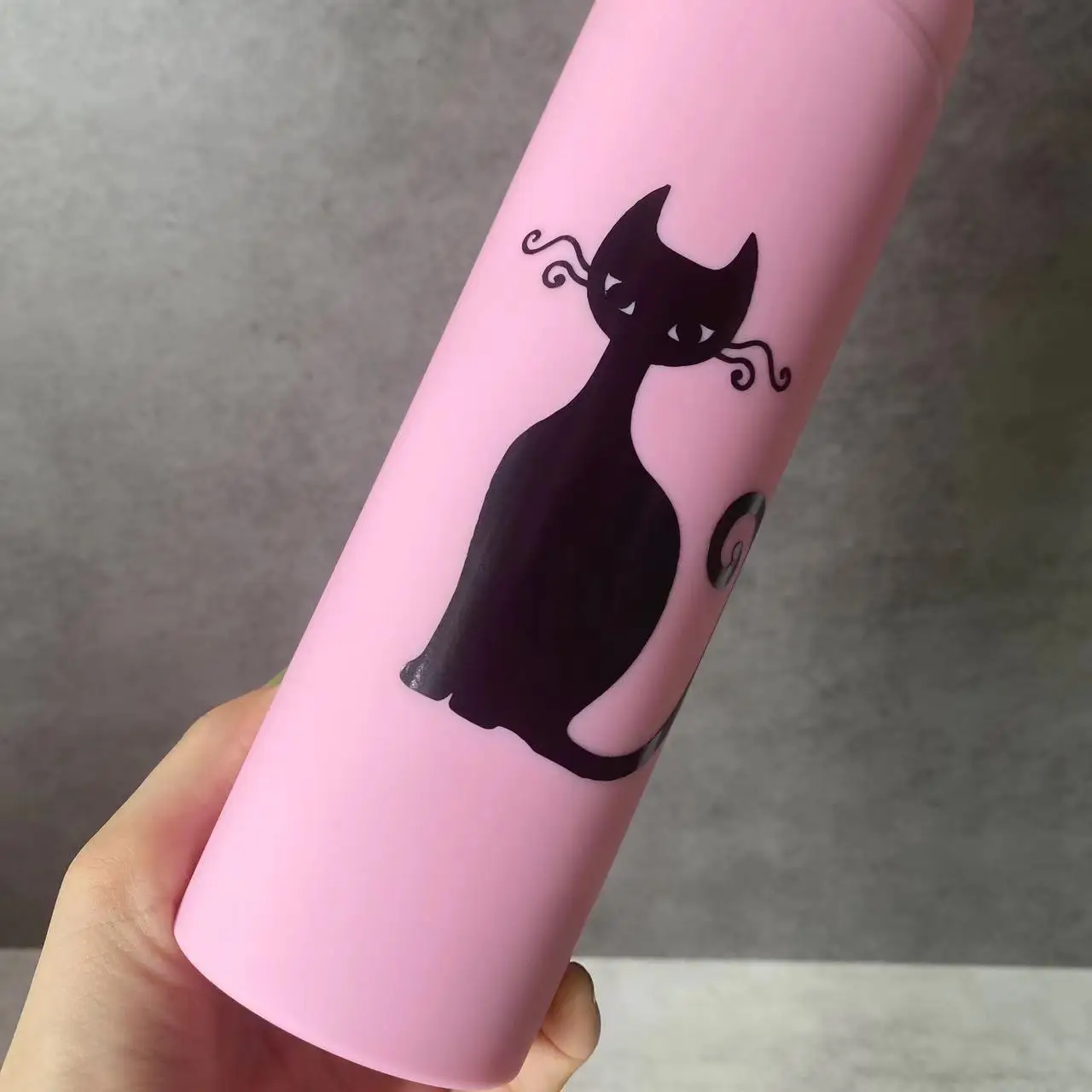 https://ae01.alicdn.com/kf/Sfe5c01c0e38040d9aab62da9bec553f9X/Cat-Water-Bottle-Personalized-Bottle-Portable-Tumbler-Plastic-Cup-Birthday-Gift-Double-Wall-Tea-Bottle-Cup.jpg