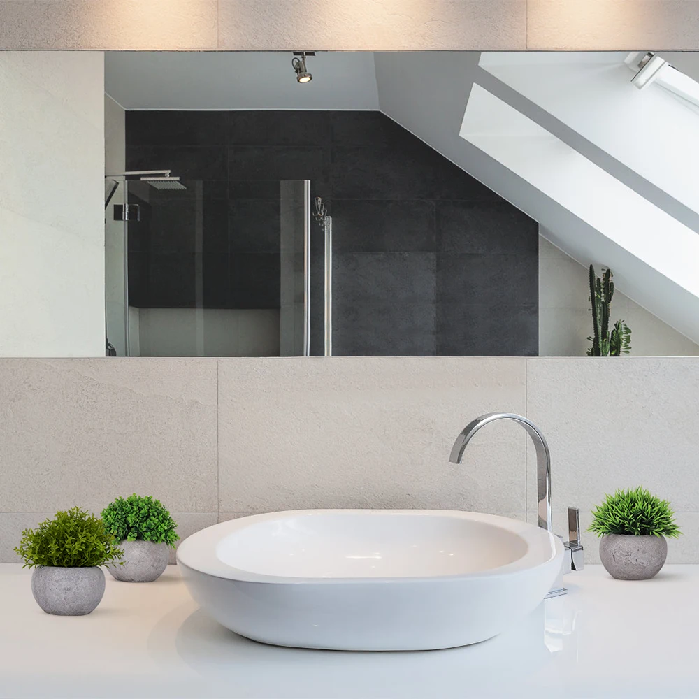 Lifelike Green Artificial Potted Plant 3