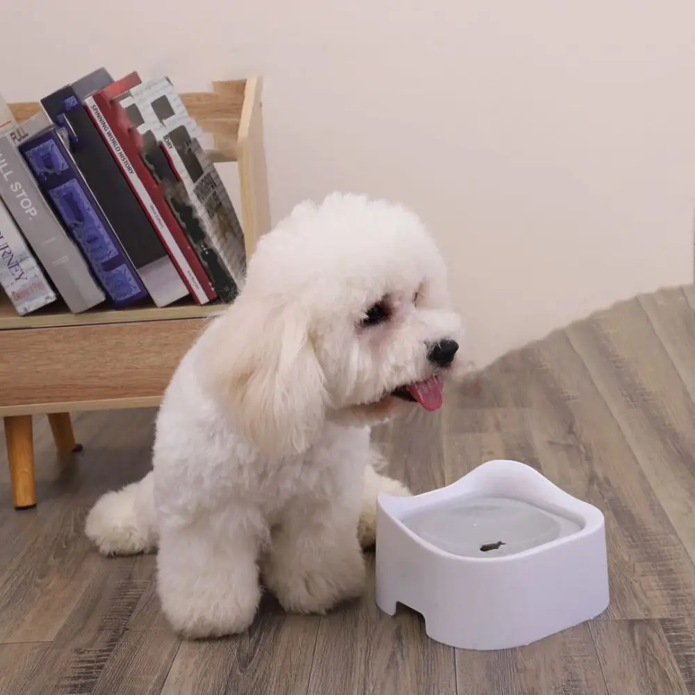 

Splash Prevention Floating Non-Wetting Mouth Dog Bowl No Spill Plastic Dog Water Dispenser Removable Non-Wetting Mouth