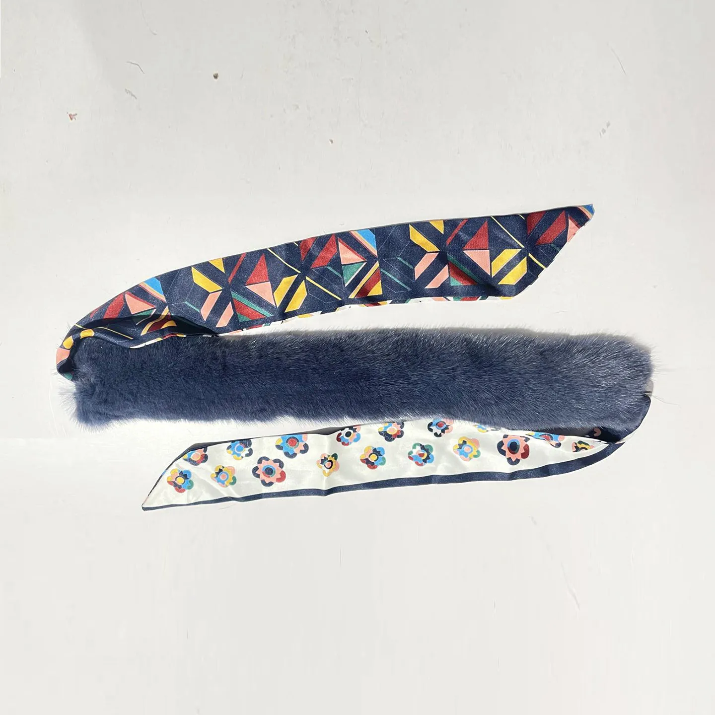 Damen-Vollpelz-Schal aus echtem Nerzfell, luxuriöse Pelzwickel für kaltes Wetter, schicke Accessoires, perfekte Geschenkidee. – Detail 23