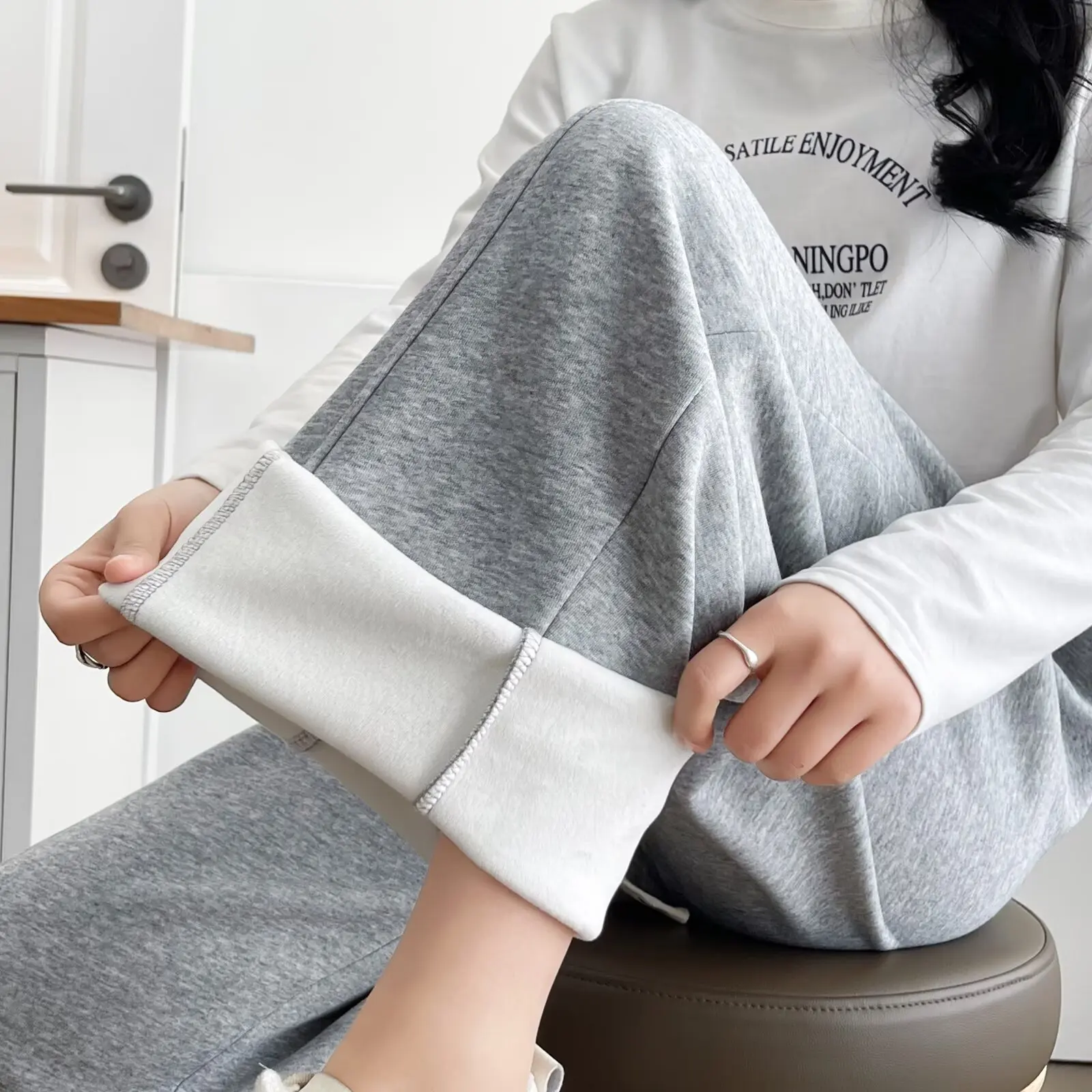 XXXXL Fashion Plus Size Women's Straight Pants Winter Style Simple Fleece And Thickened Warm Wide Leg Trousers 2862