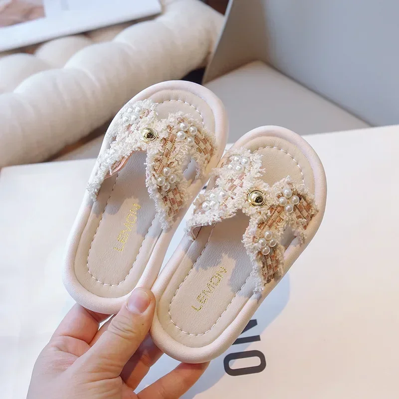 Children Slippers Summer Kids Chic Checkered Princess Sandals with Simple Pearl Sweet Fashion Elegant Slippers for Kids Outdoor