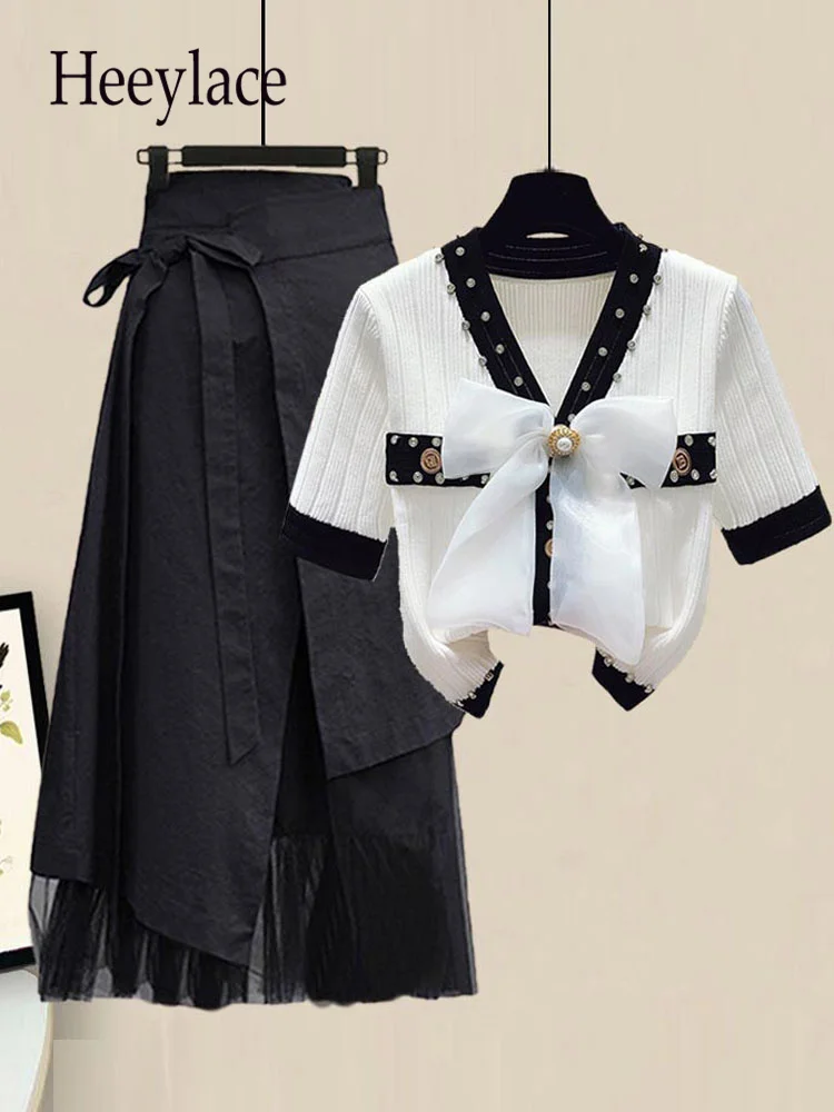 

Women Summer Two Pieces Set 2022 Fashion Short Sleeve Bow V Neck Knitted Sequined Tops And Mesh Patchwork Irregular Skirts Sets