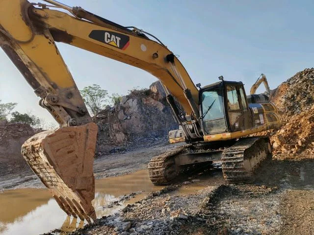 Рисунок 5 - Б/у Землеройная техника 20 тонн