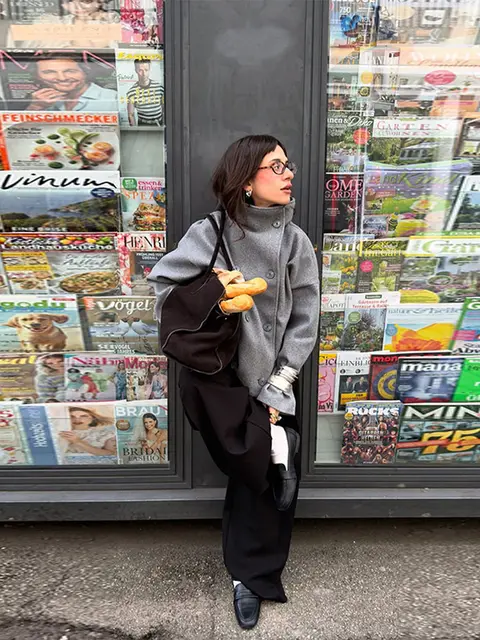 Solid Turtleneck Double-Breasted Pocket Coats Women Casual Loose Full Sleeve Female Jacket 2025 Autumn Office Lady Jackets 3