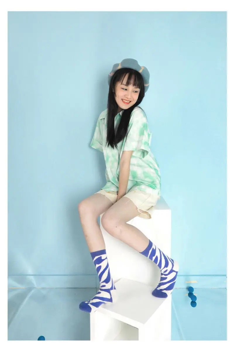 JACQUES WOLF Spring/Summer New Blue Ocean Art Design Trend Personality Fashion Women's Socks Mid Tube Socks orange knee high socks