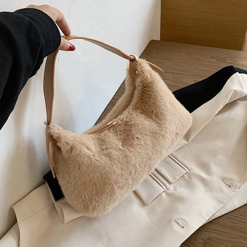2023 New Shoulder Bag Fashion Winter Plush Bags for Women Daily Commute All-match Underarm Bag Classic Design Women's Aesthetic