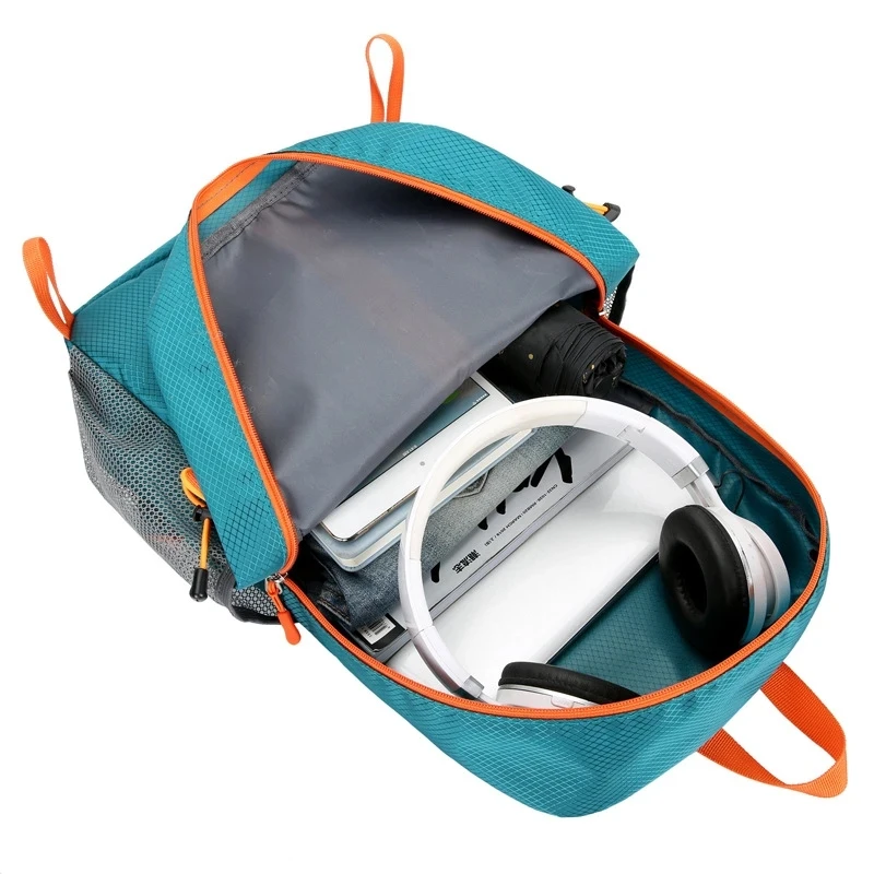 Mochila plegable ligera de 25 litros, práctica mochila plegable totalmente  impermeable para viajes, camping, al aire libre, Gris, Mochilas Daypack