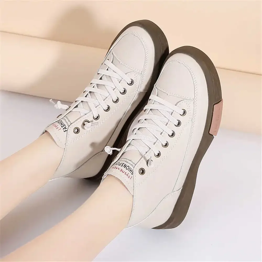 Non Slip Mid Sneakers Women Sport Vulcanize Large Size Women Shoes For Girlfriend Dropship Trendy High Tech Racing Tenya 2