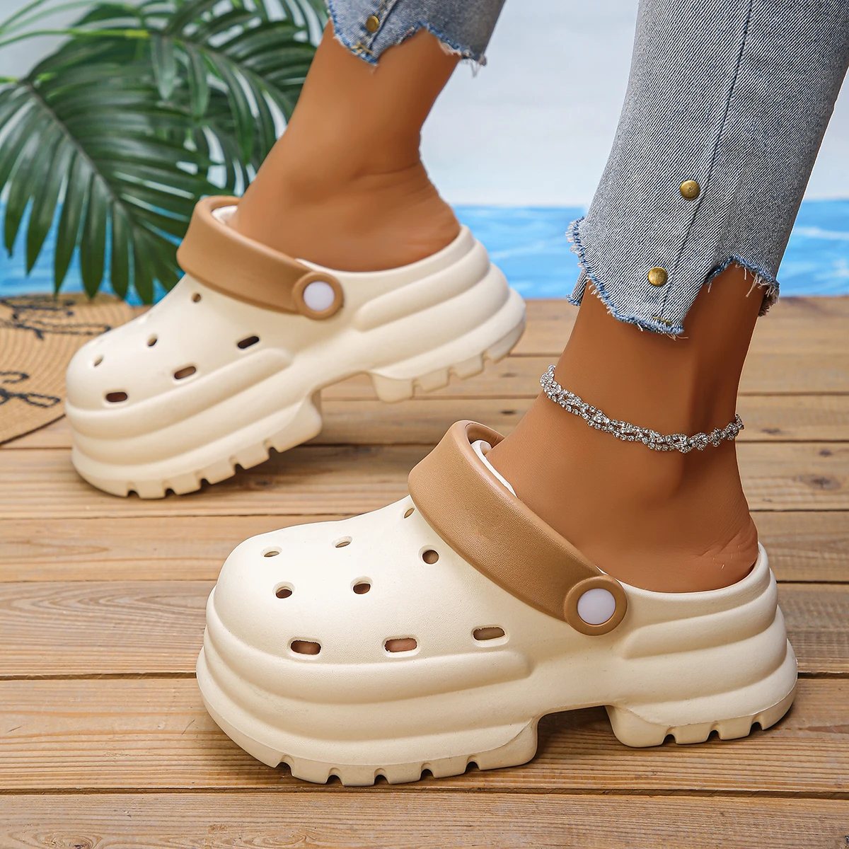 Chunky Platform Clogs Shoes for Women Thick Bottom Non Slip Beach Sandals Woman Summer 2025 Fashion Wedges EVA Sandals Slippers