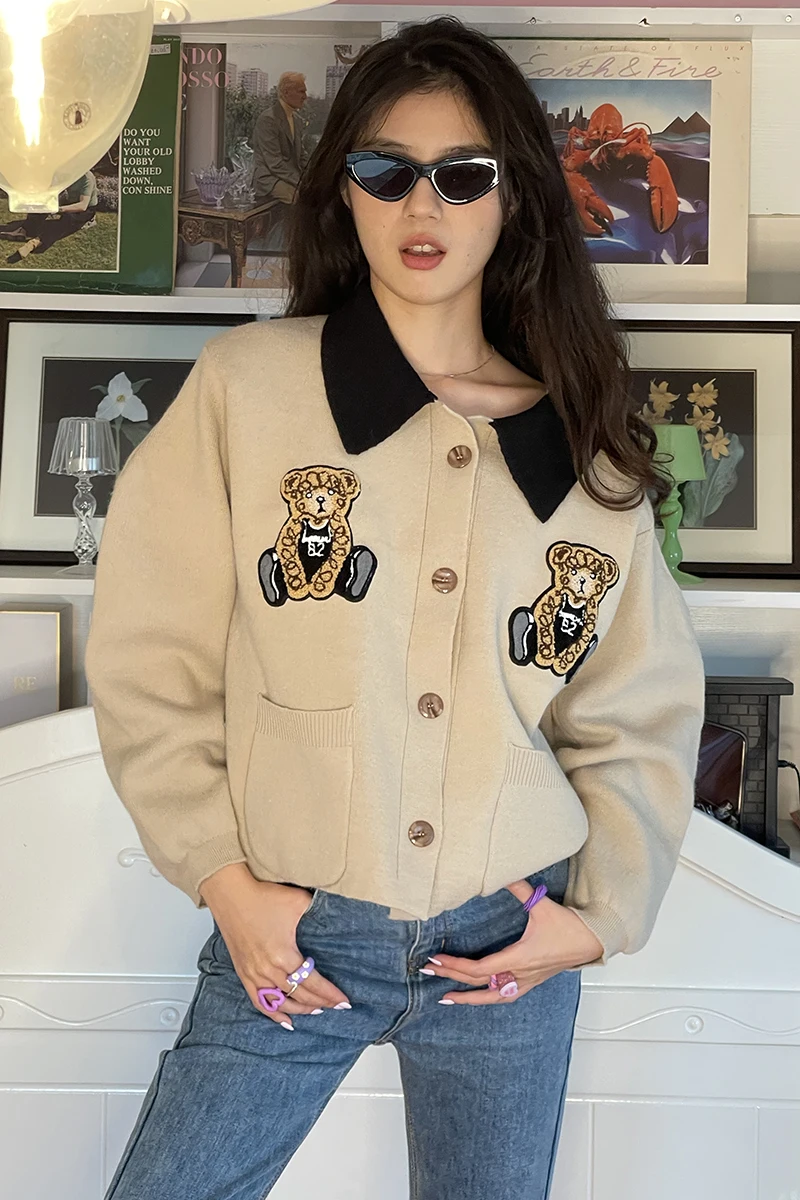 American Retro Autumn Polo Collar Sitting Bear Embroidered Knitwear