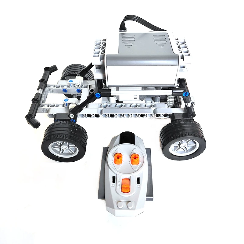 RC App Program Technical Education Four Wheel Drive Vehicle Electric Motor Car Building Block 9686 Teaching Aids Kids Brick Toys images - 6