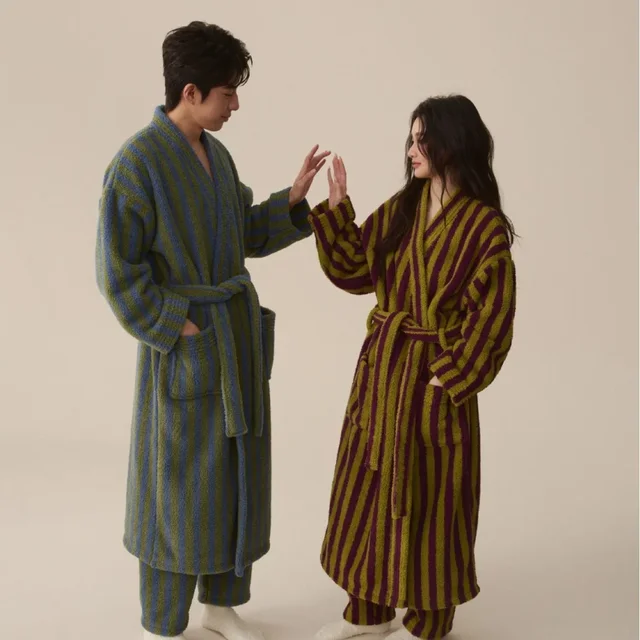 Ensemble de pyjama pantalon et robe de glouton épaissi pour femmes et hommes, velours, rayé, allongé, vêtements de maison, nouveau, automne, hiver, sites de couple 1