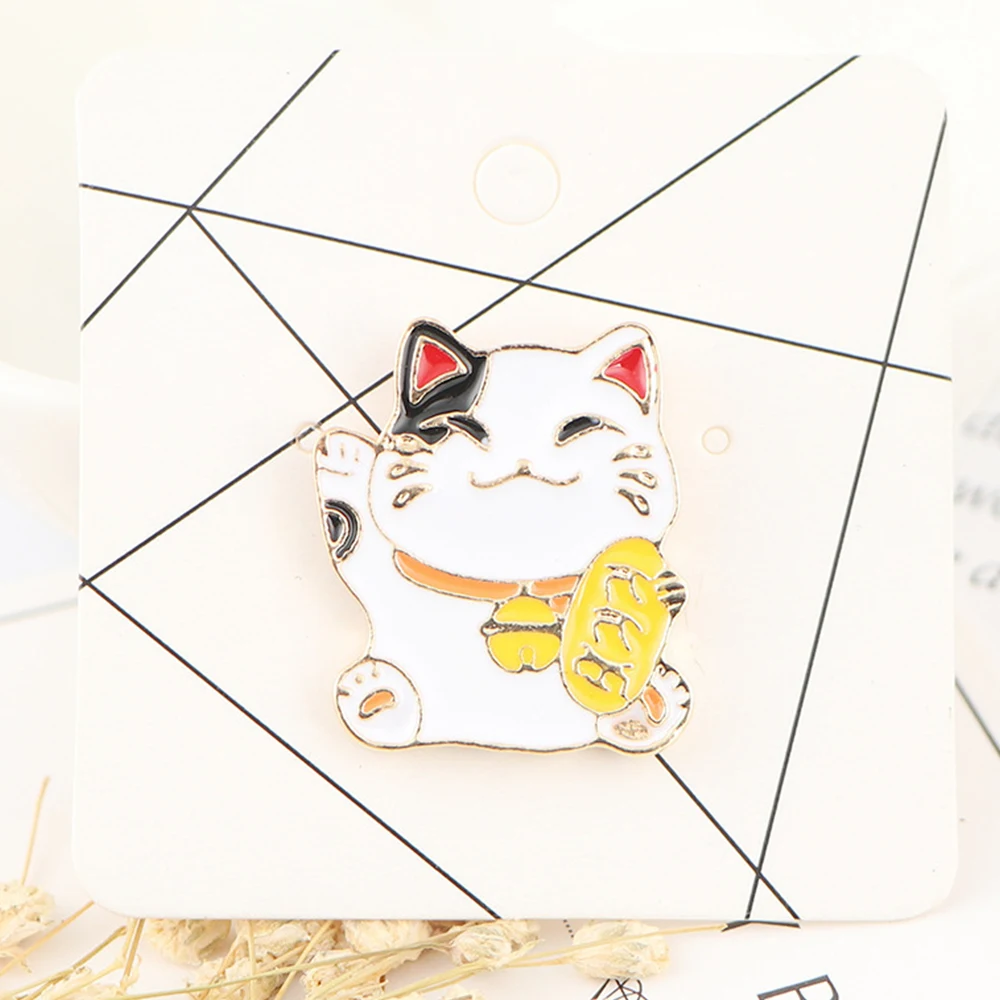 Lucky Mew Maneki Neko Lucky Cat Brooch Pins Enamel Metal Badges Lapel Pin Brooches Jackets Jeans Fashion Jewelry Accessories