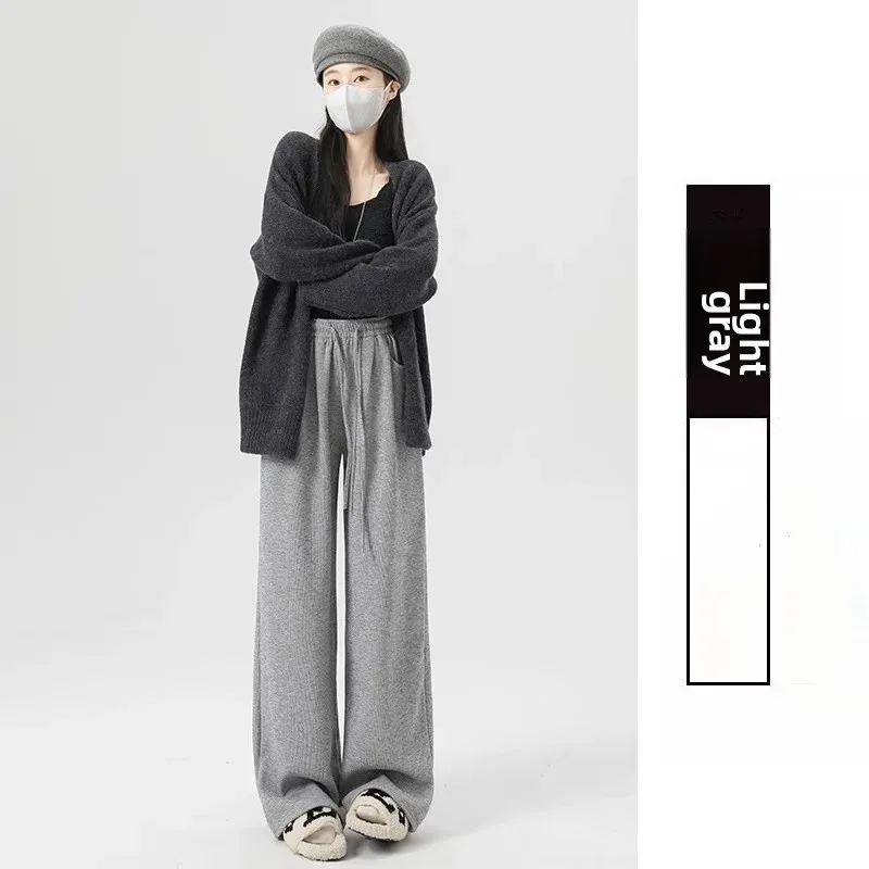 Light gray (regular)