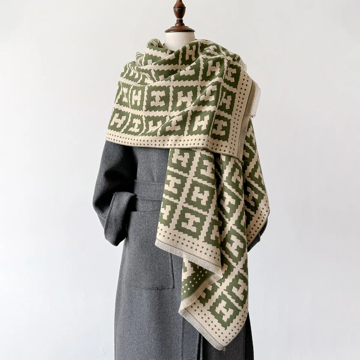 New Luxury Brand Winter Cashmere Scarf Women 65x185cm Female Warm Pashmina Shawls Wrap Scarves Blanket Thick Ladies Bufanda