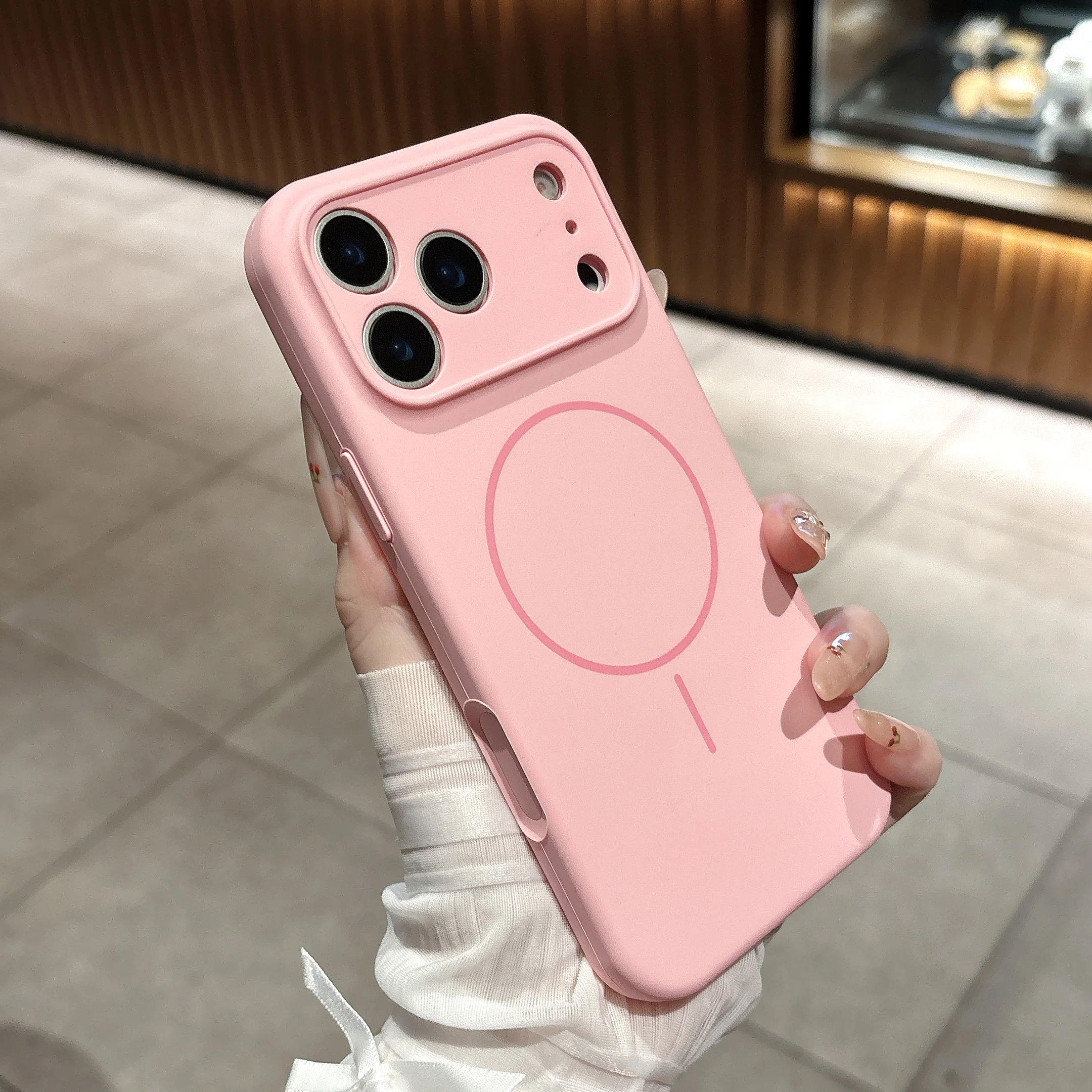 Fashion Bright Lucky Red Liquid Silicone Magnetic Case with Candy Matte Finish