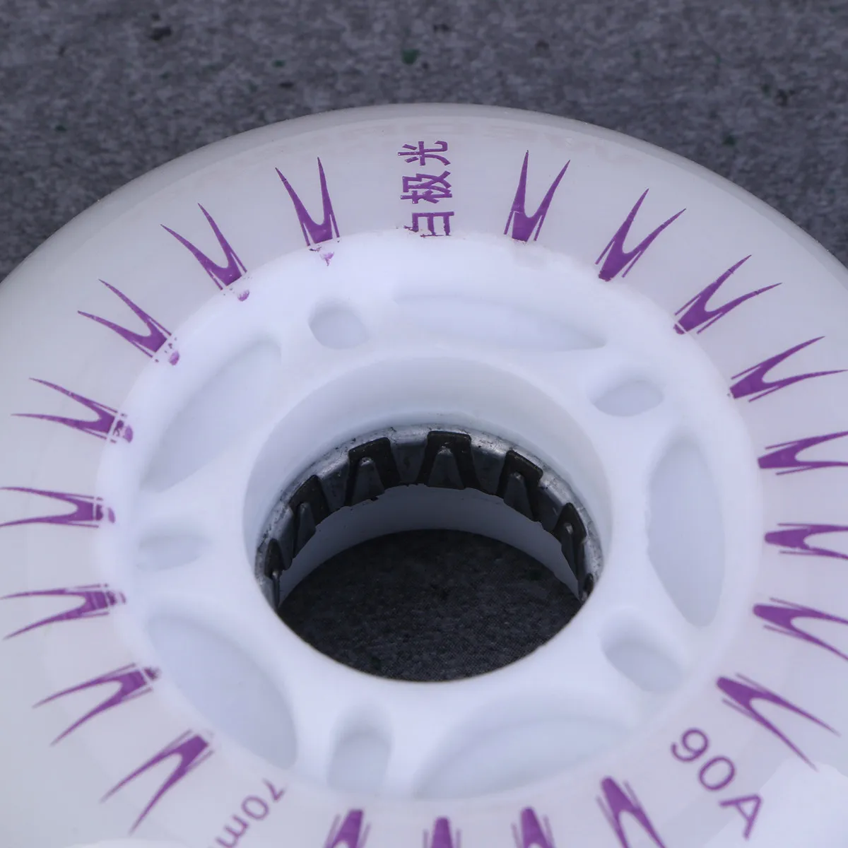2개 70mm 90A 야광 롤러 스케이트 휠 색상 변환 플래싱 인라인 스케이트 액세서리 거친 표면 성능 강화