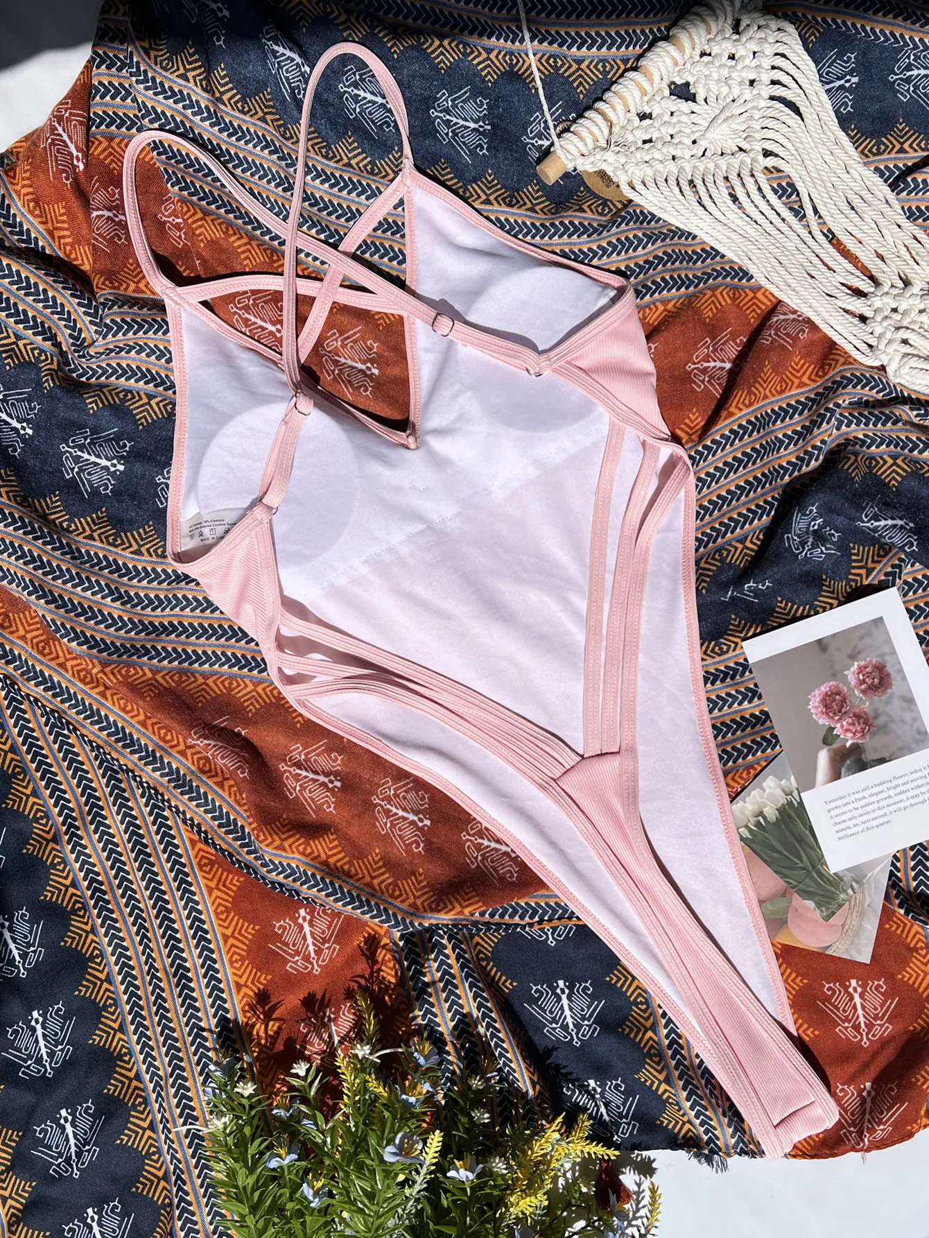Women's Thong Bikinis One-piece Sexy BackZero Belly Belly Reducing Summer Beach Clothes  Luxury Designer Bananahot Swimwear 2023