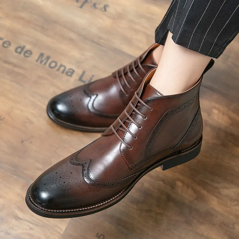 

2023 New Block Men's Boots Brown Flock Pinted Toe Lace-up Men Short Boots for Men Botas De Hombre Men Boots Black/brown B35
