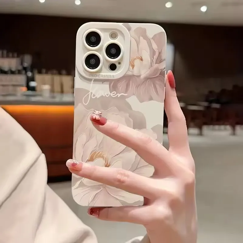 Elegant Oil Painting Flower Design Phone Case