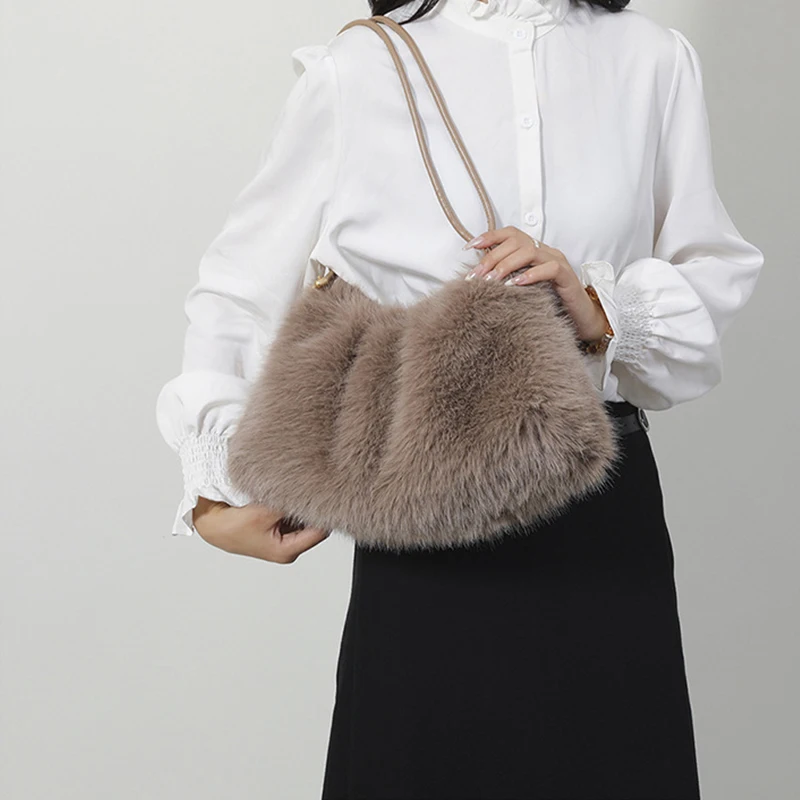 Women's Plush Fur Large Capacity Shoulder Bag - Solid Color Trend