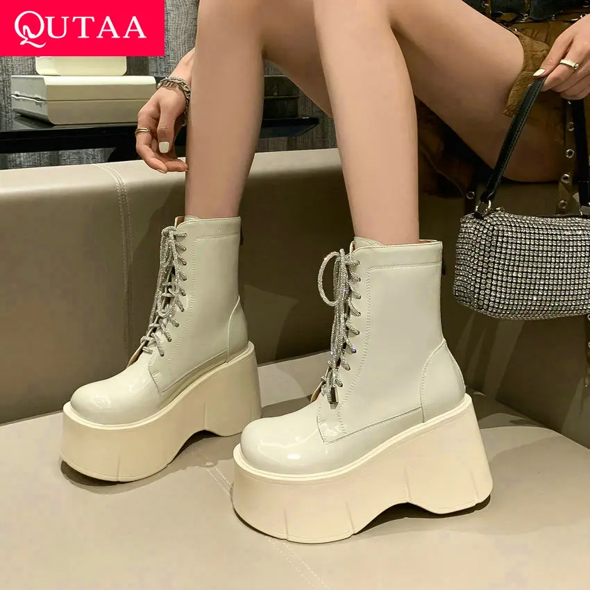 

QUTAA 2024 Platforms Women Ankle Boots Patent Leather Round Toe Basic Shoes Woman Leisure Casual Autumn Winter Short Size 34-39