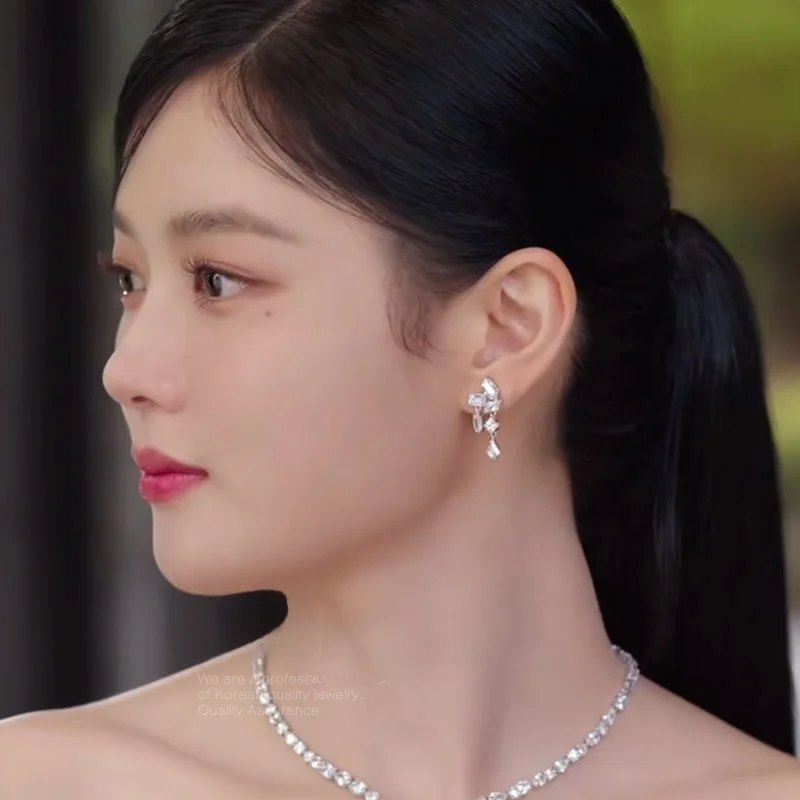 Elegant Drop Earrings Fine Craftsmanship Gold Plating Artificial Gemstone Women's Fashion Jewelry Korean Style Ear Jewelry - 4