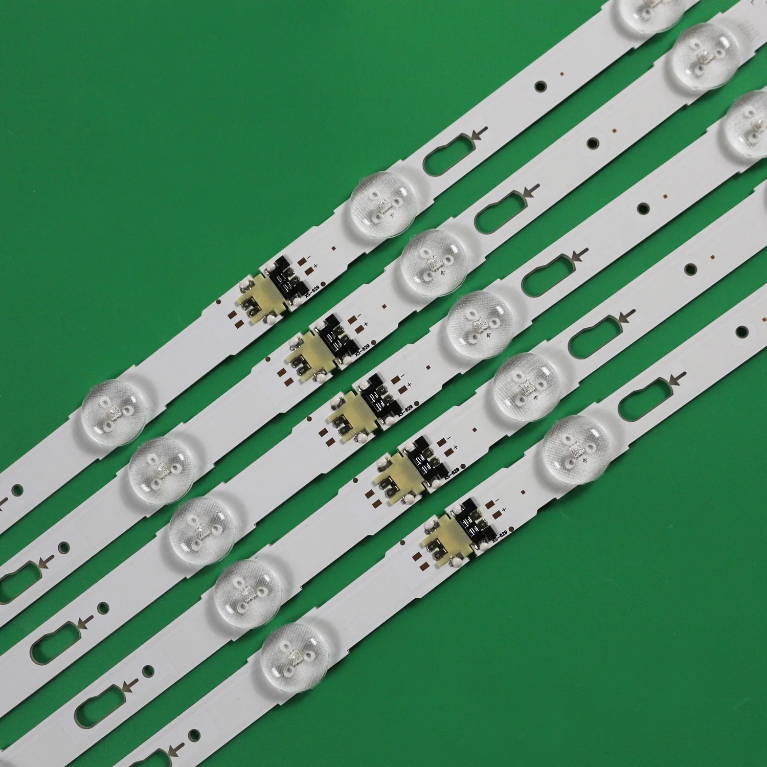 LED Strip for UE40JU6000K UE40JU6400K UE40JU6430U UE40JU6450U UE40MU6195U UE40MU6199U CY-WJ040HGLV3H MU6100-40INCH-R-4EA