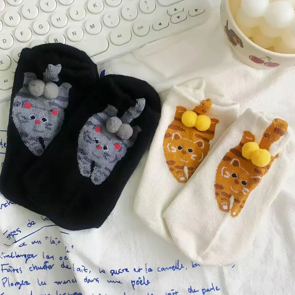 Cat Socks Women's socks Cute funny Three-dimensional kitty Ding Bell Ball Japanese style Mid-calf socks Stocking