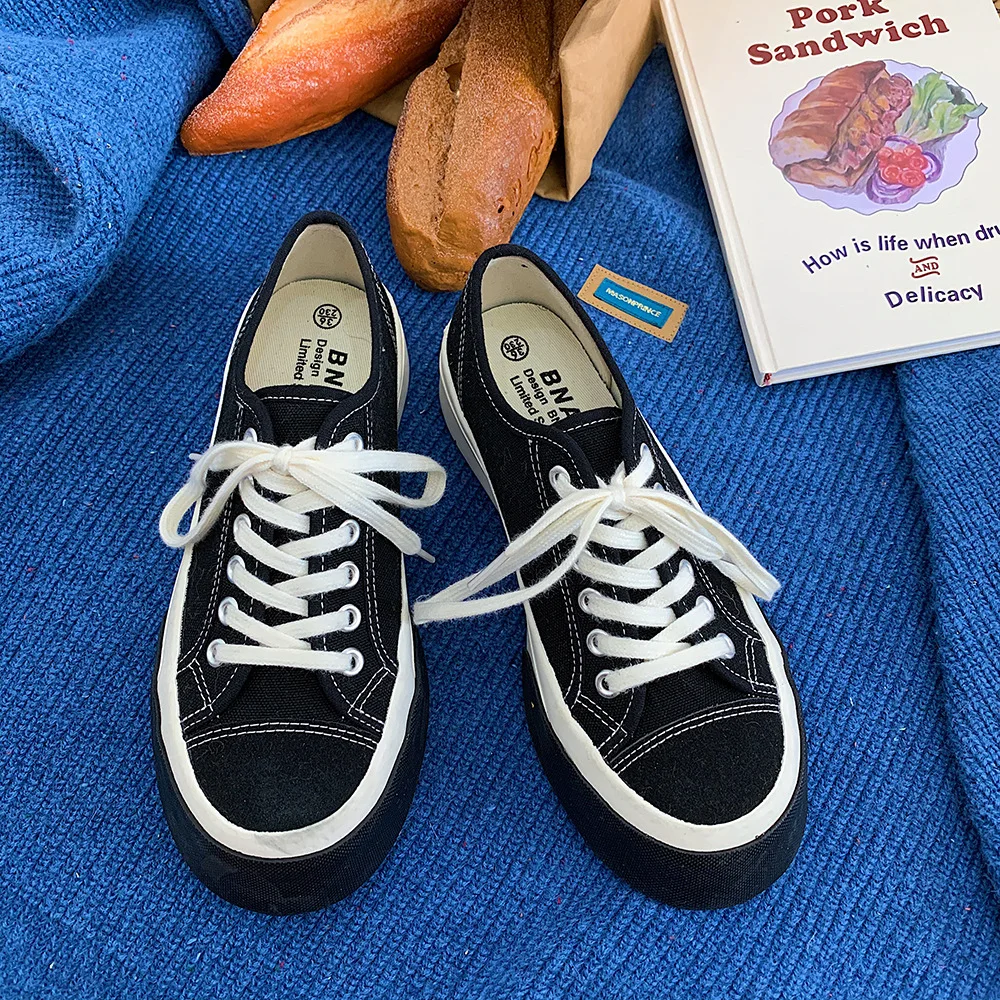 Spring 2022 New Fashion Sneakers Women Vulcanize Shoes Canvas Breathable Casual Solid Tennis Female Running Shoes Woman