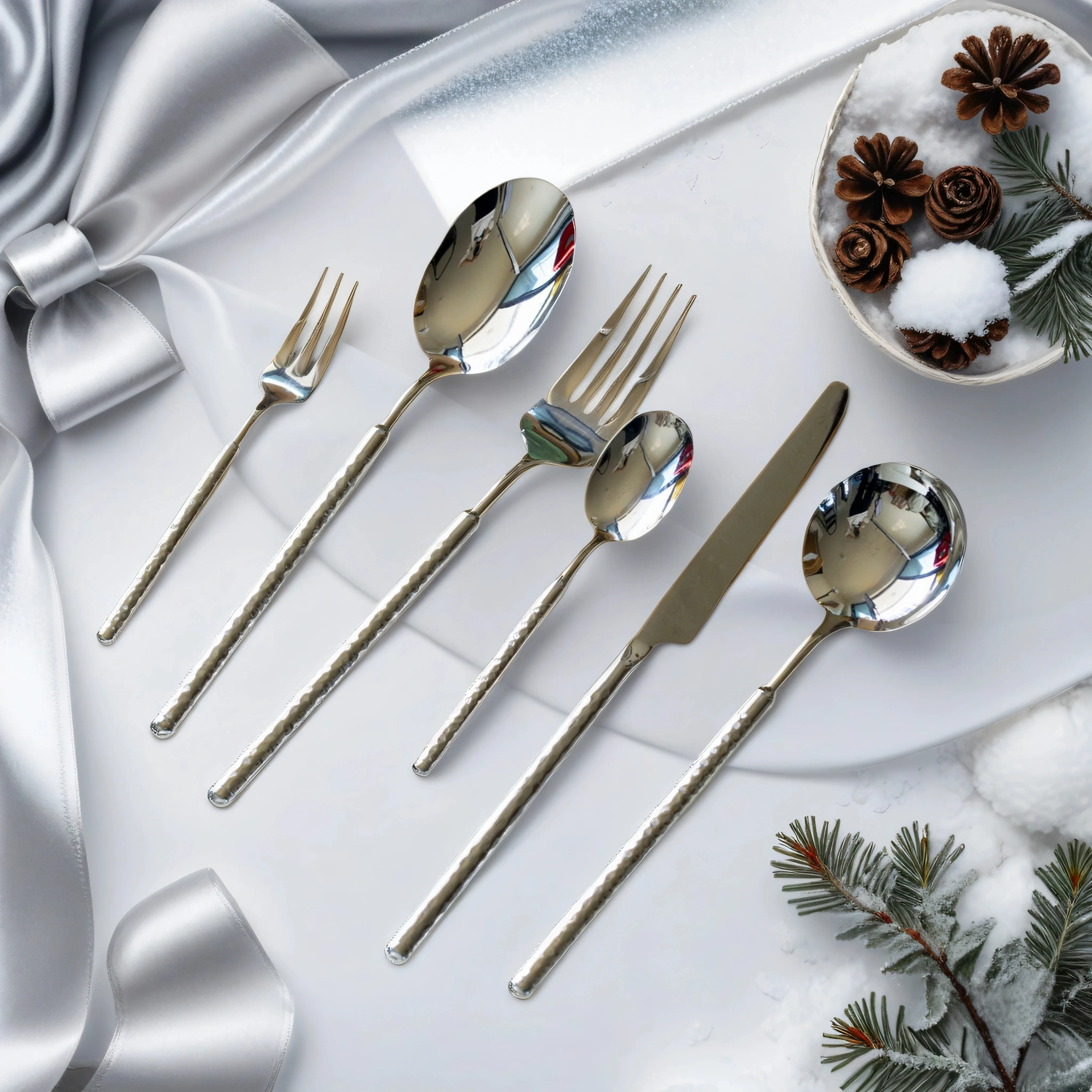 

Новый Европейский роскошный нож из нержавеющей стали 304, вилка, ложка, посуда, вилка, стейк, Семейный комплект из двух частей с рисунком серебряного молотка