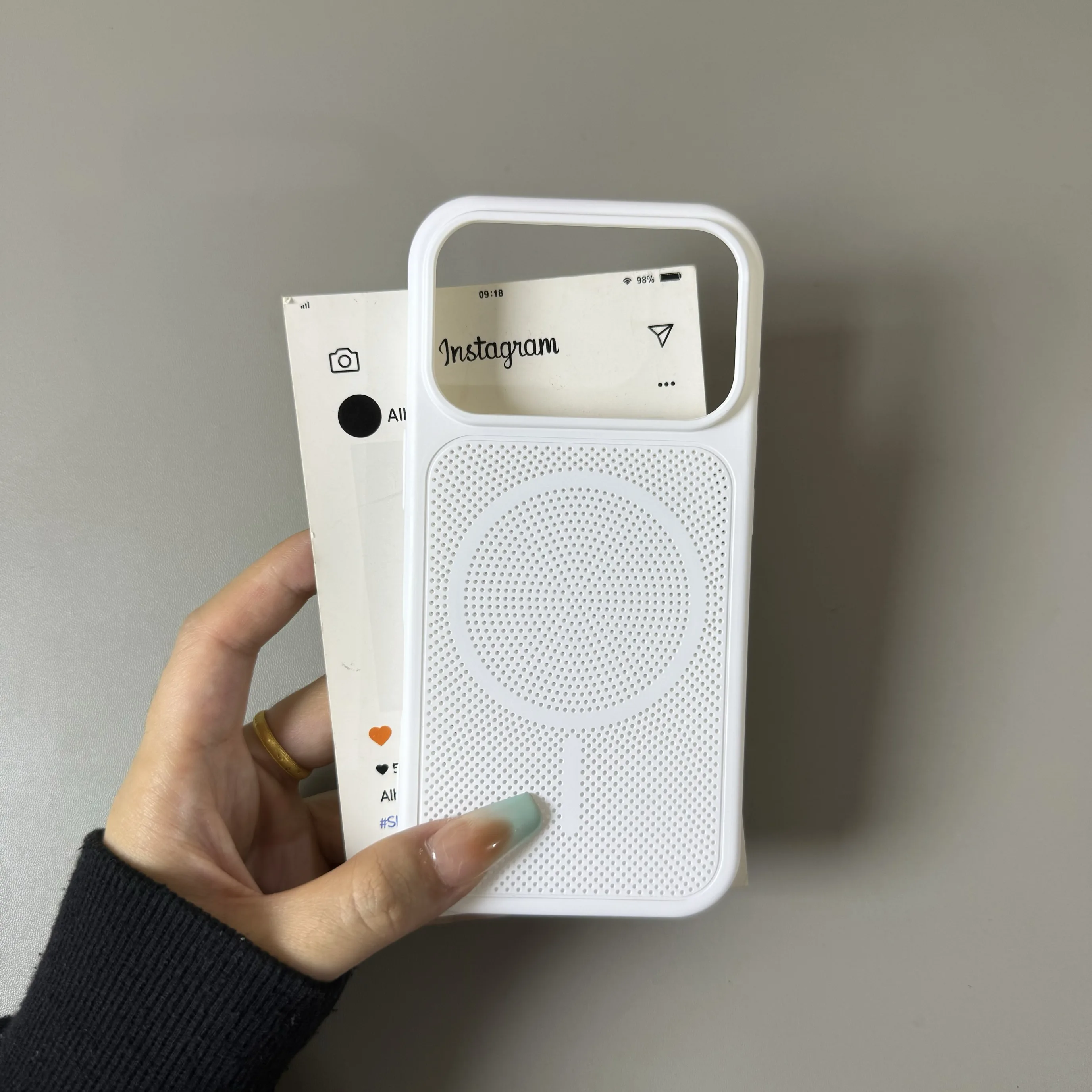 Advanced Heat Dissipation Magnetic Phone Case with Breathable Grid and Rugged Armor Design
